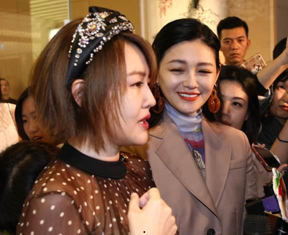 爆料小姐妹后续视频大全,精彩瞬间回顾  第3张